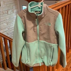 The Northface Denali size Small 7/8